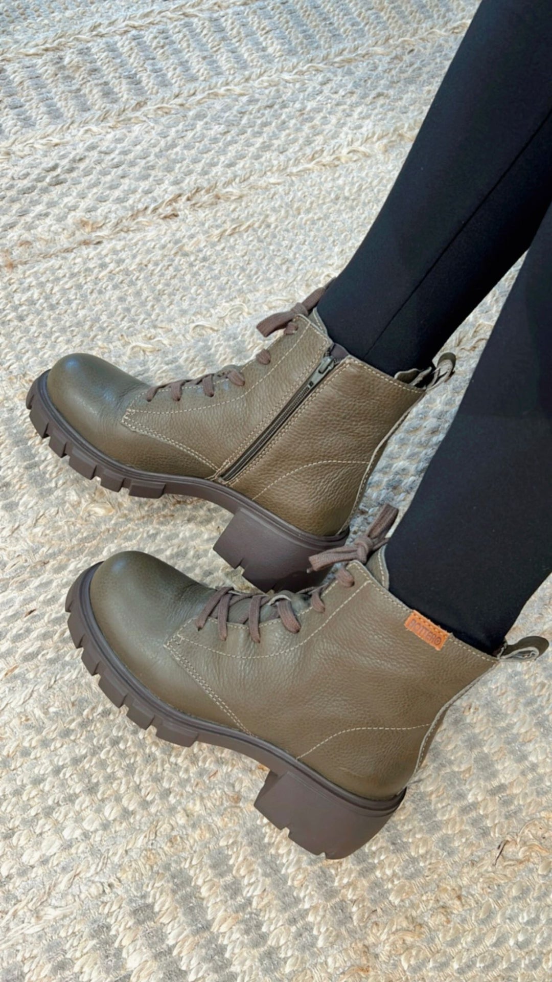 Leather Zipper Bottero Ankle Boots