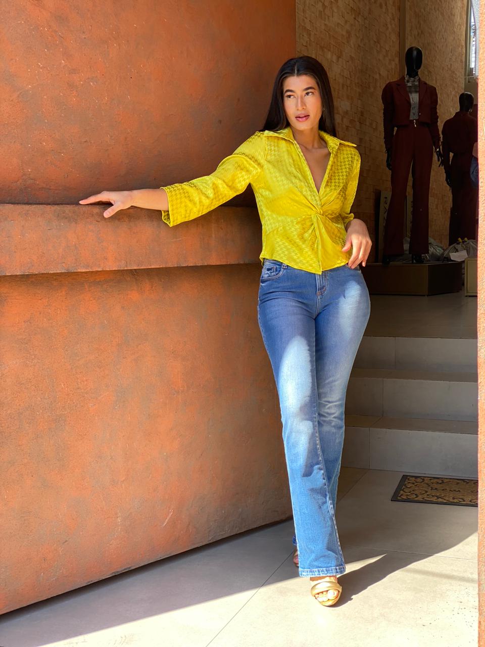 Slit Neckline Sleeve Shirt