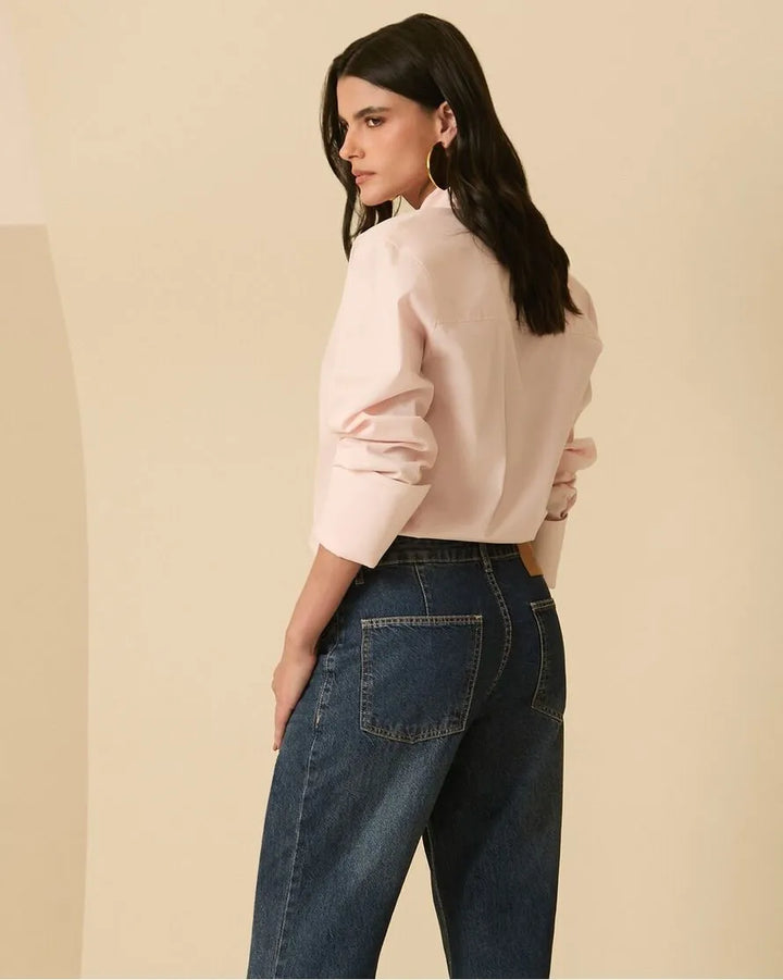 Low-cut shirt