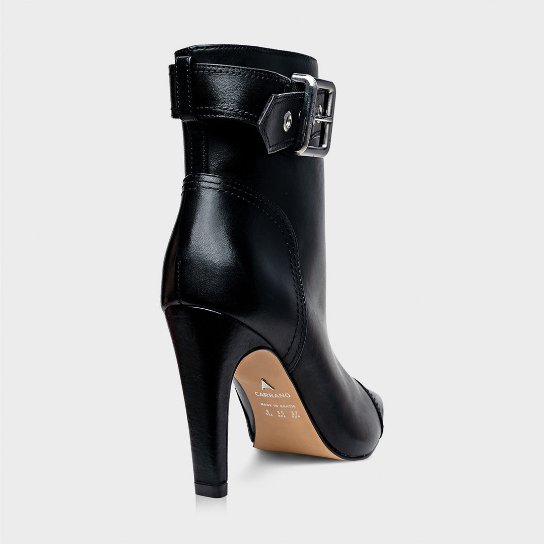 Leather Boot with Pointed Toe and Thin Heel