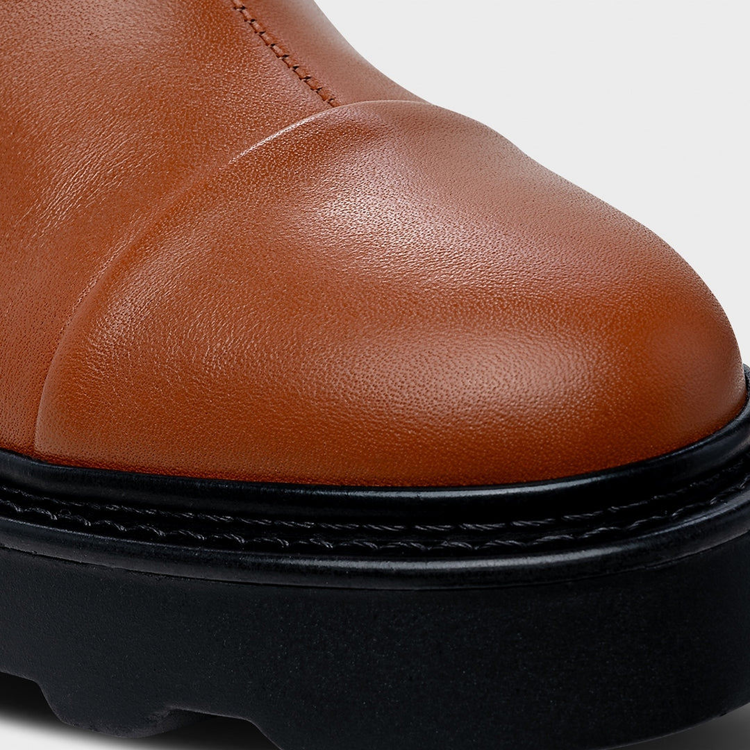 Chelsea Boots with Tractor Leather