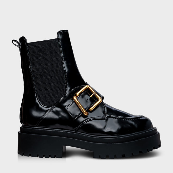 Chelsea Boots with Tractor Leather