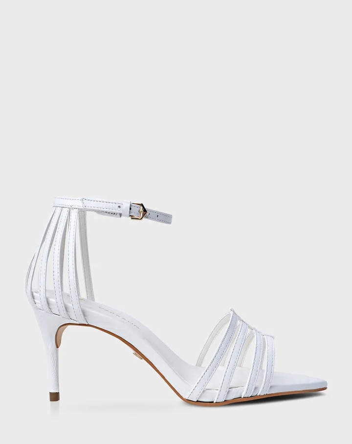 Sandália Couro Straps