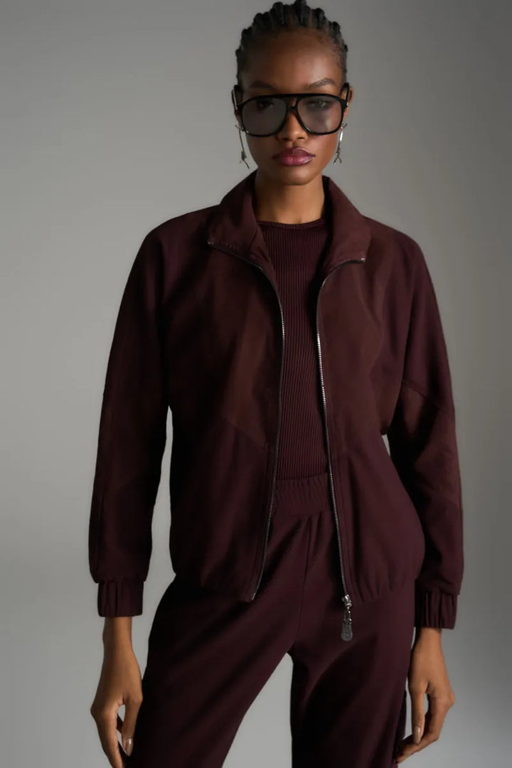 Conjunto Recortes Sportwear