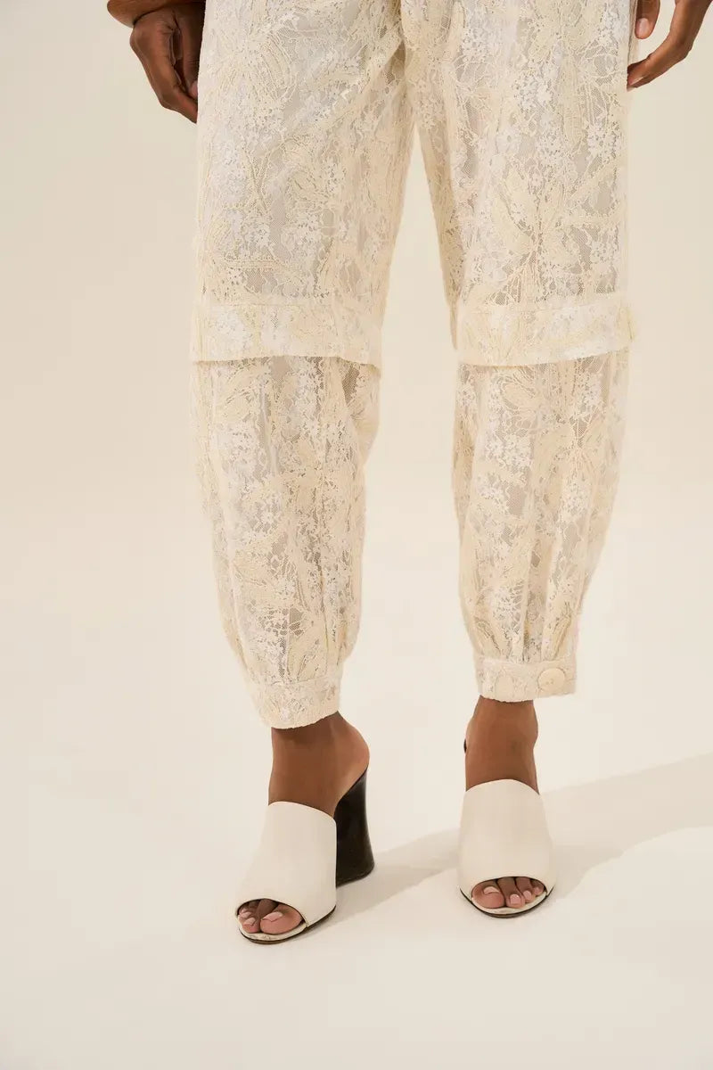Calça Renda Couture