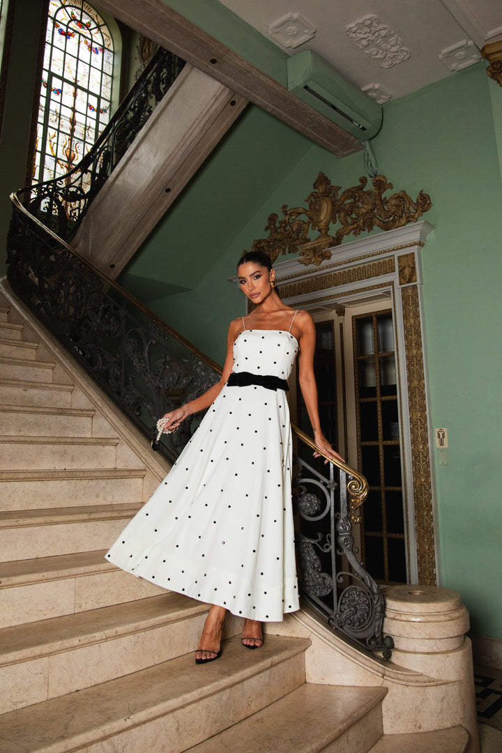 Vestido Midi Bordado