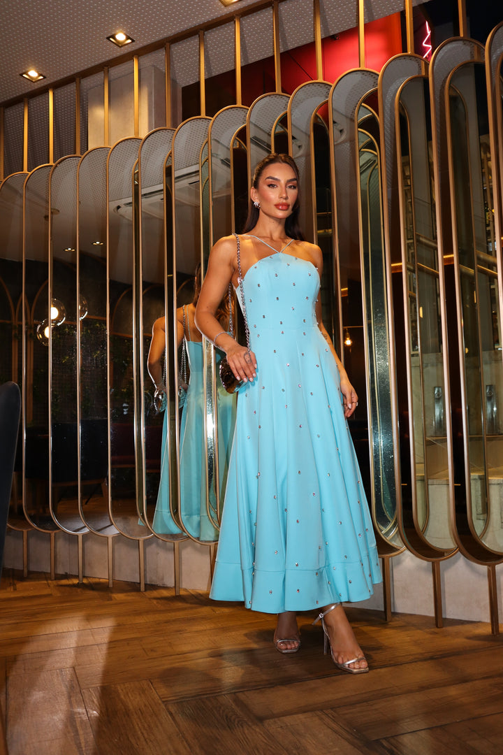 Vestido Midi Bordado