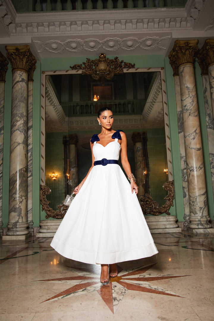 Vestido Midi Clássico