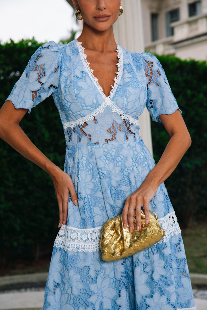 Rechilieu Lace Midi Dress