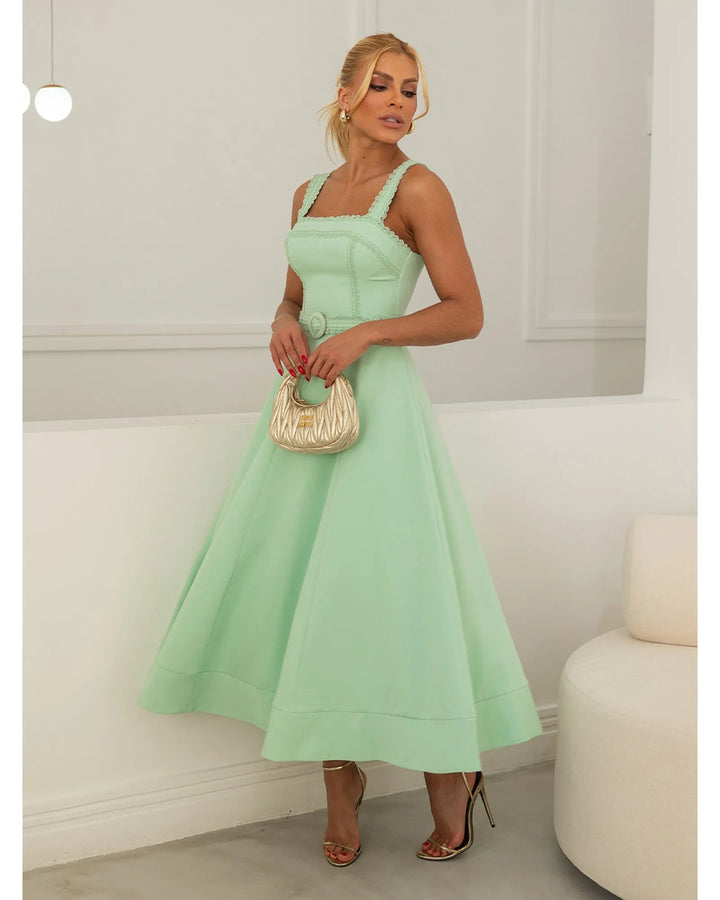Vestido Midi Evasê