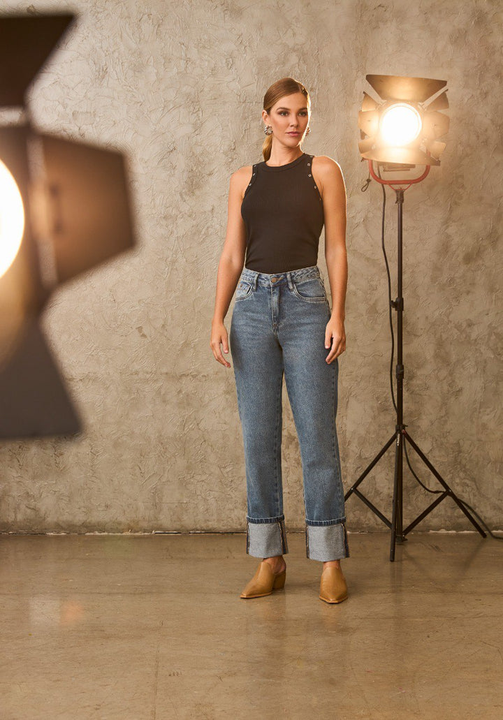 Straight Jeans