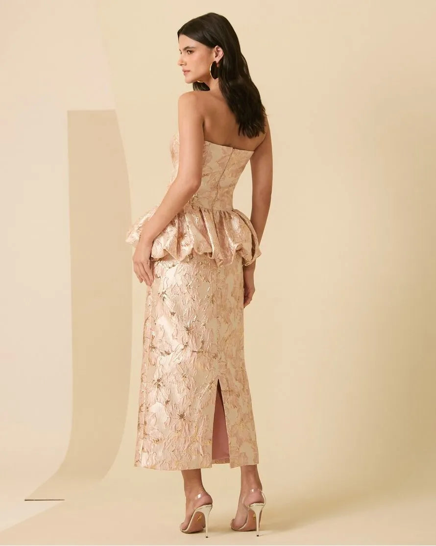 Vestido Midi Peplum