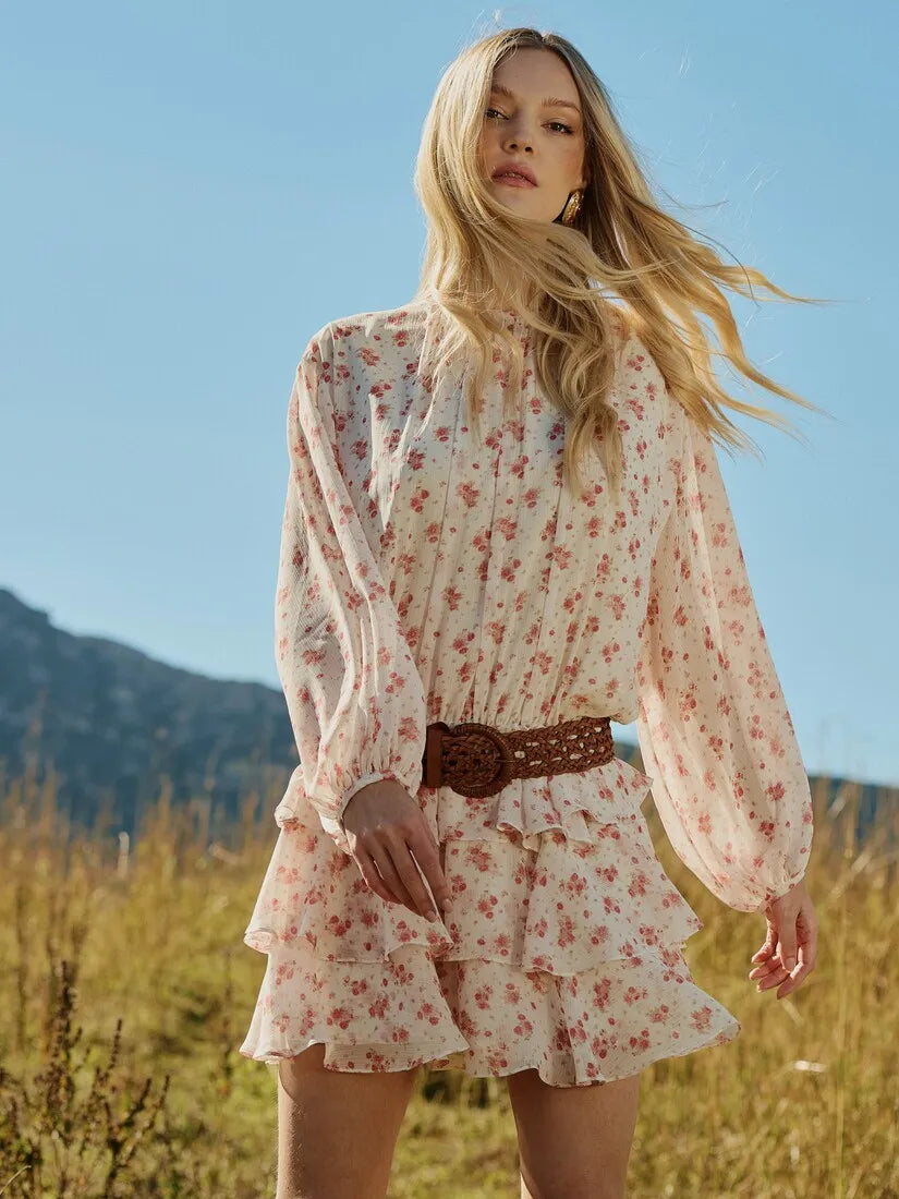 Vestido Curto Floral Babados