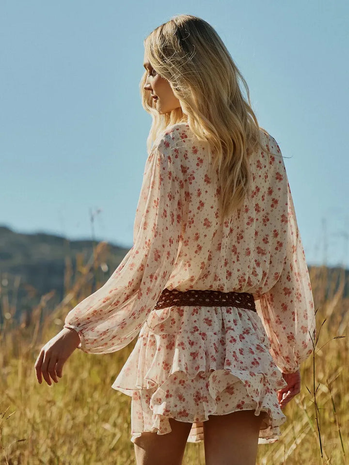 Vestido Curto Floral Babados
