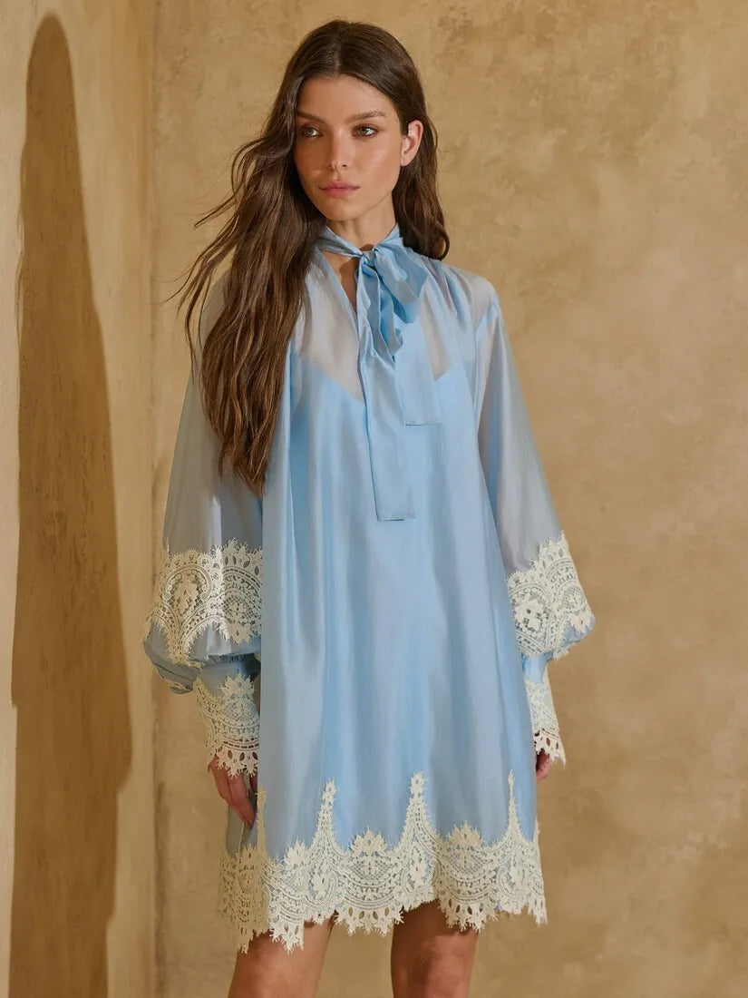 Vestido Curto Renda