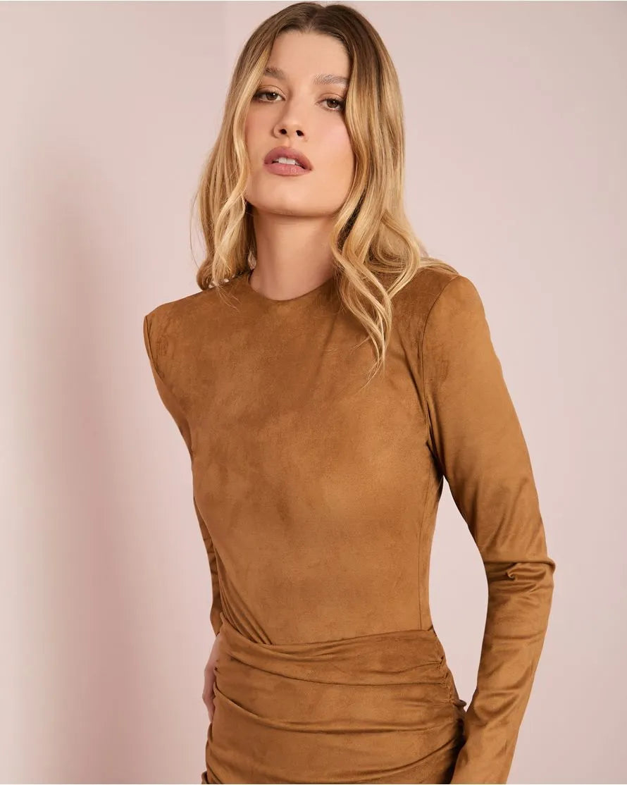 Conjunto Camel Body+Saia