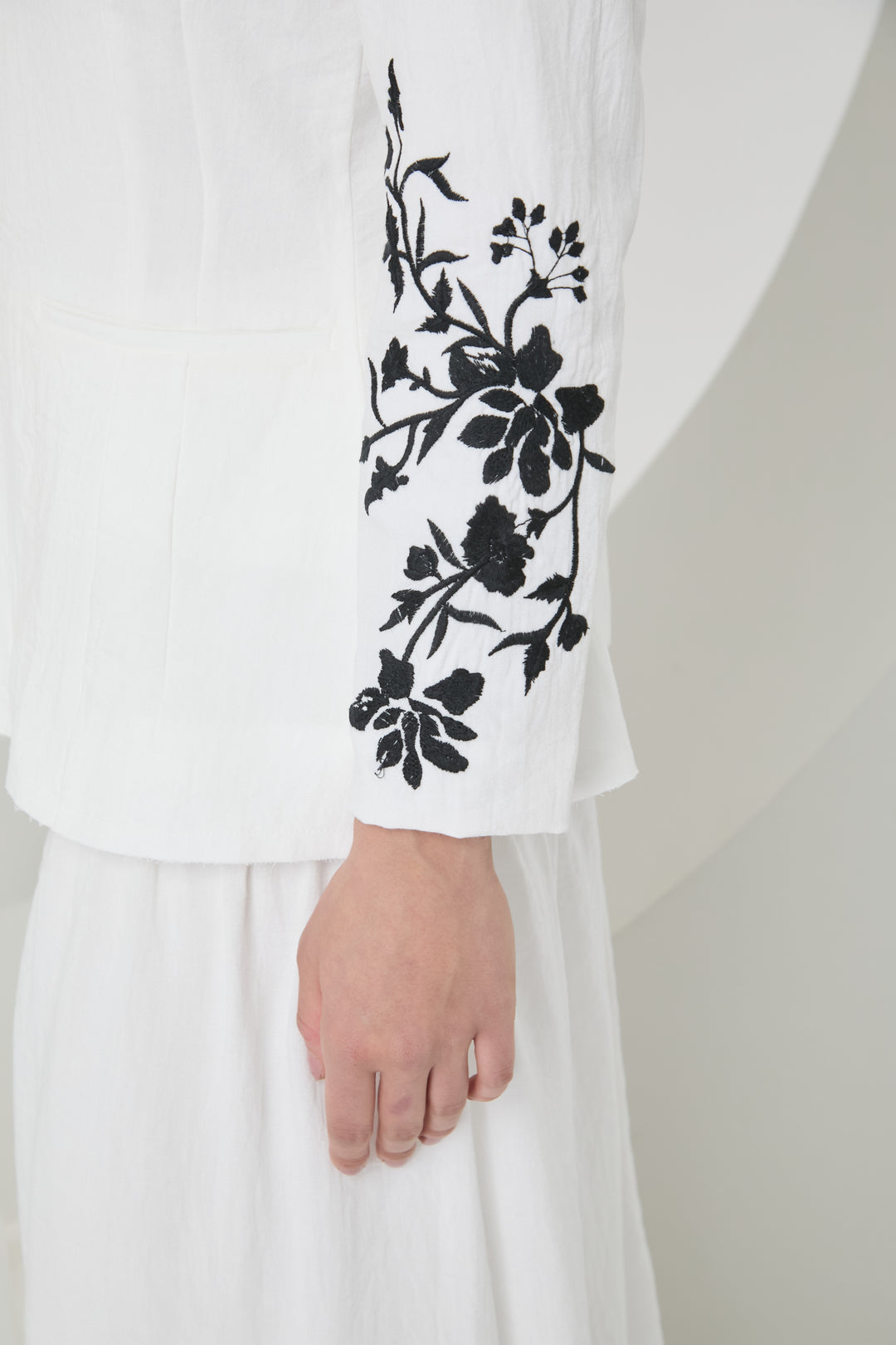 Embroidered Blazer+Long Skirt Set