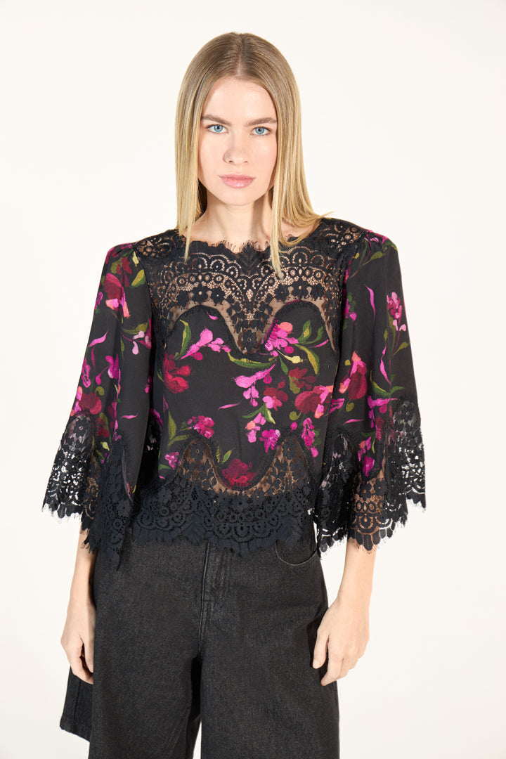 Blusa Renda Floral