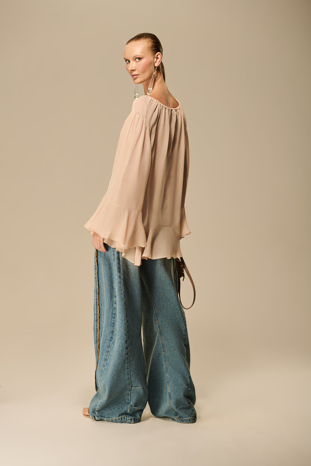 Calça Jeans Barrel Costura