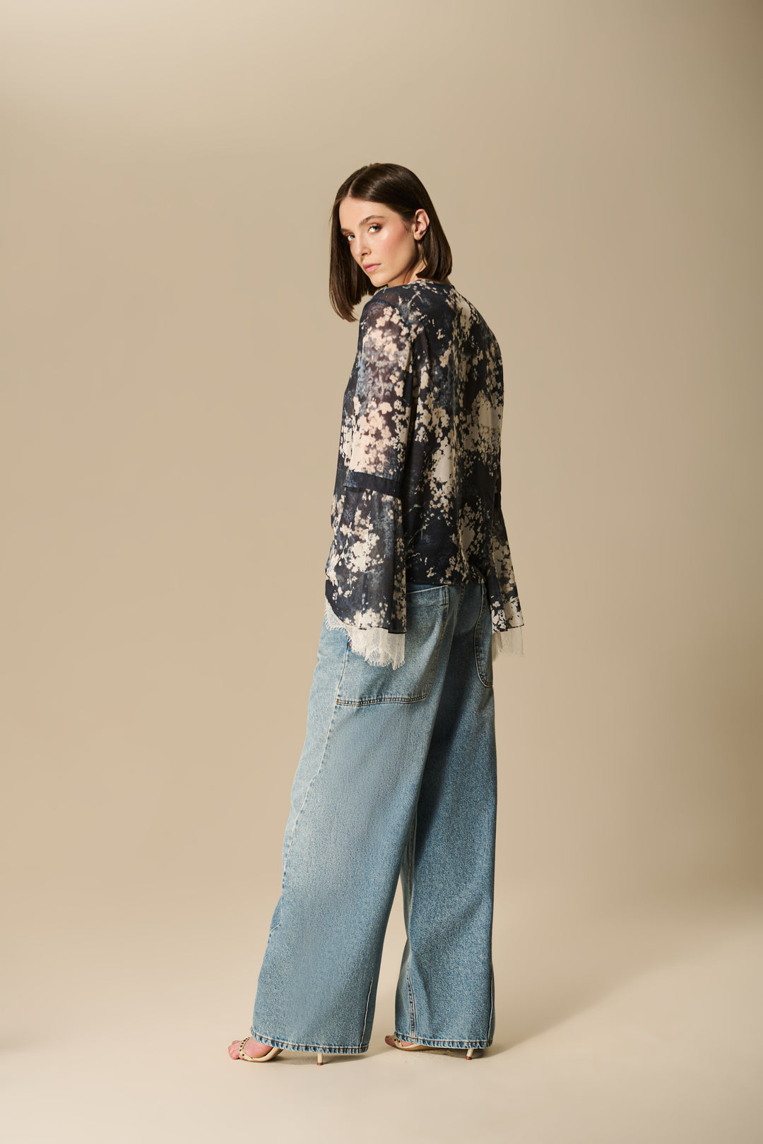 Calça Jeans Bolso Largo