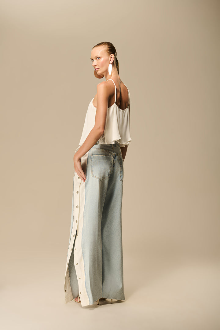 Calça Jeans Renda Lateral