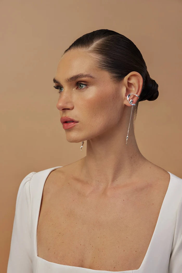 Frida Pendulum Earrings