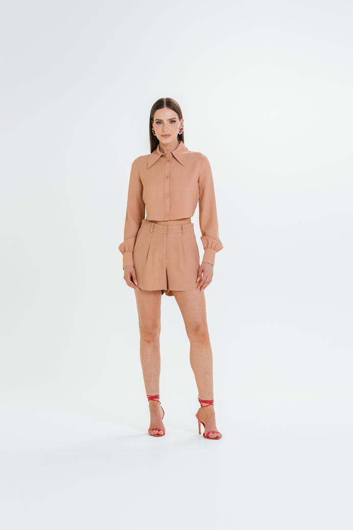 Short Dalia Charth