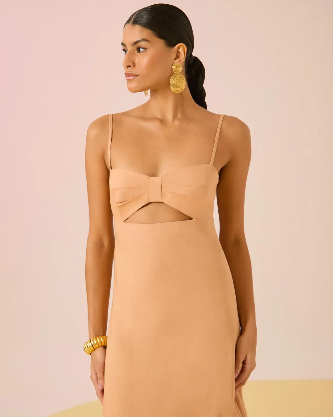 Vestido Assimétrico Babados