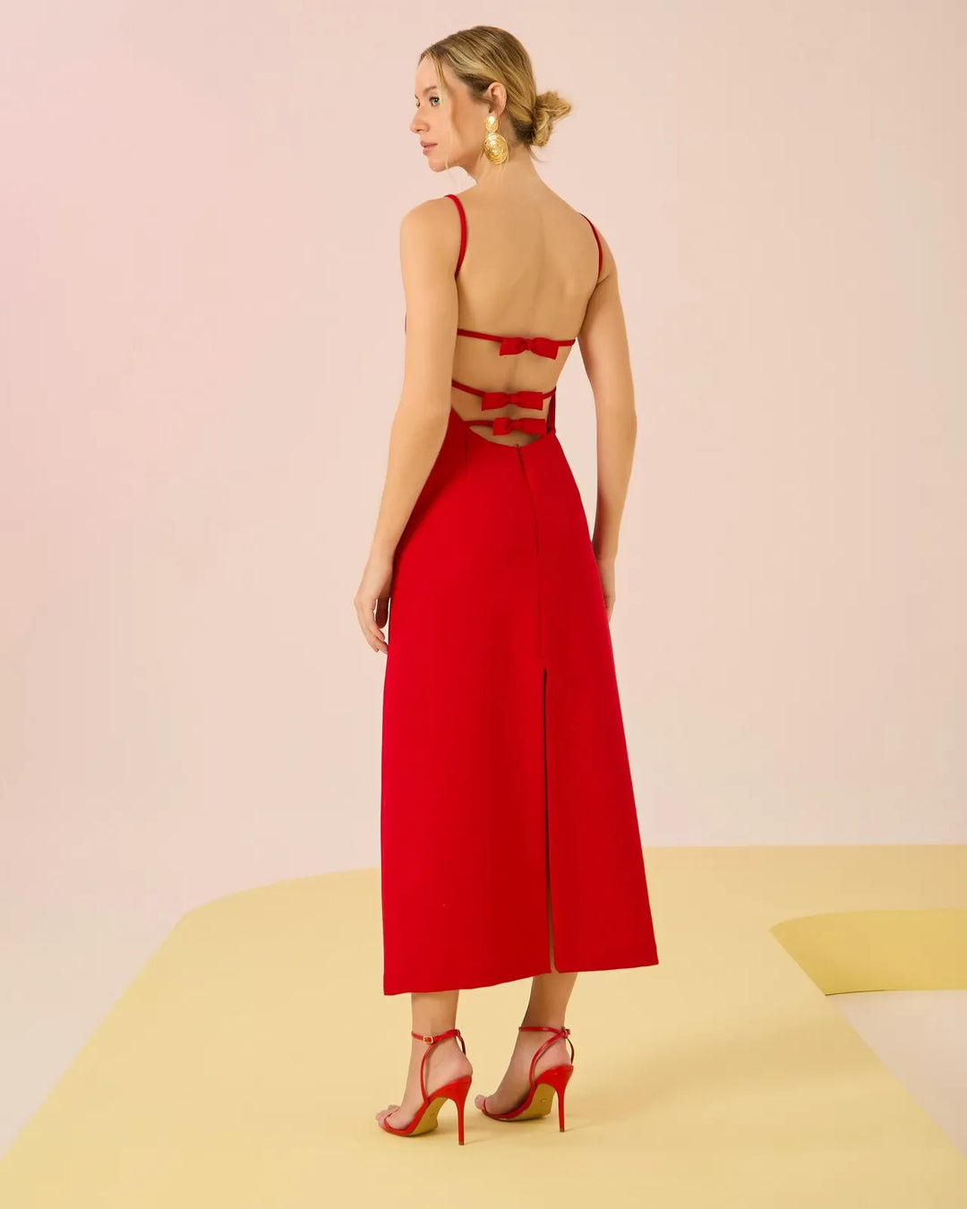 Vestido Midi Laços