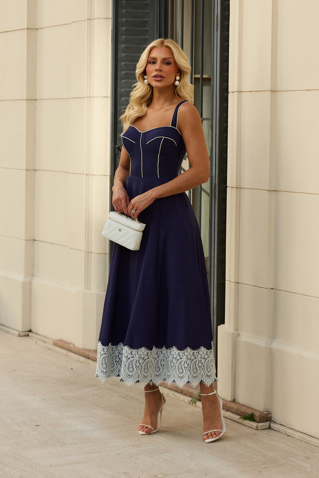 Vestido Midi Renda