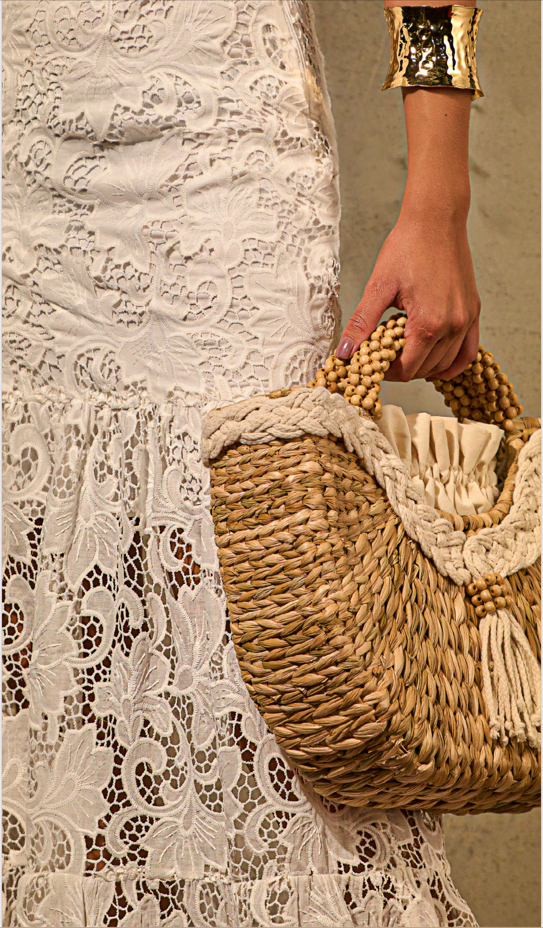 Regina Salomão Lace Cropped Top+Long Skirt Set