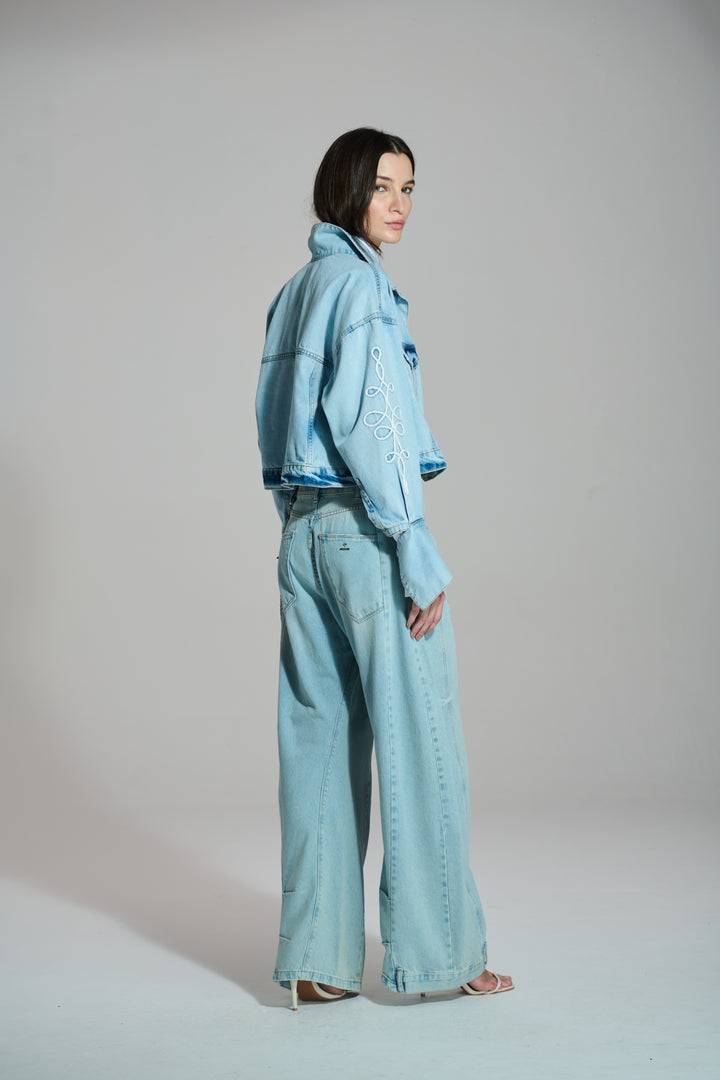 Barrel Leg Jeans