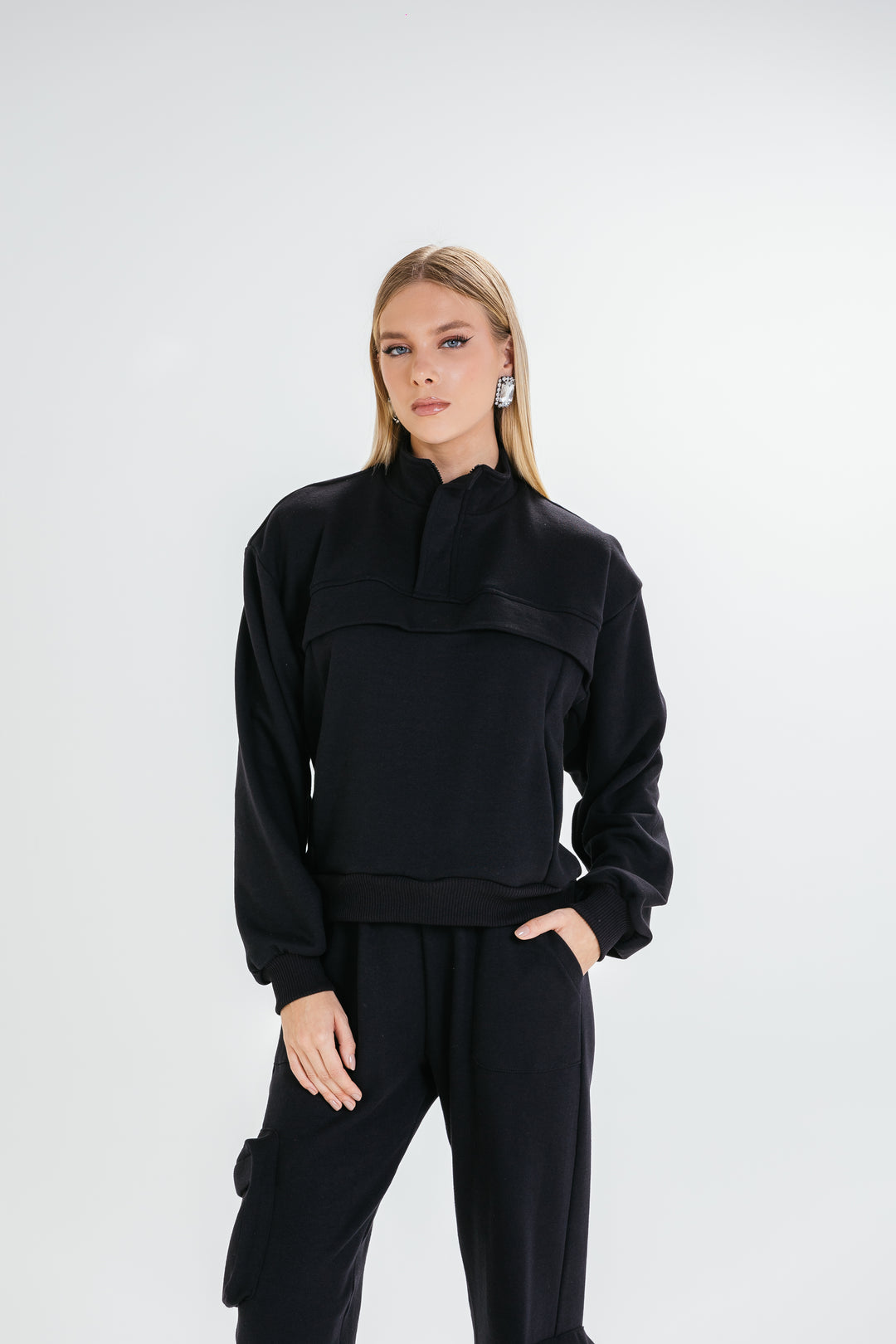 Sweatshirt, Blouse + Pants Set
