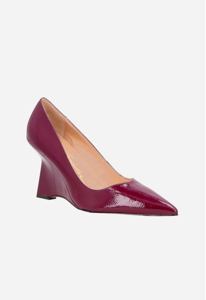 Scarpin Anabela Couro Verniz