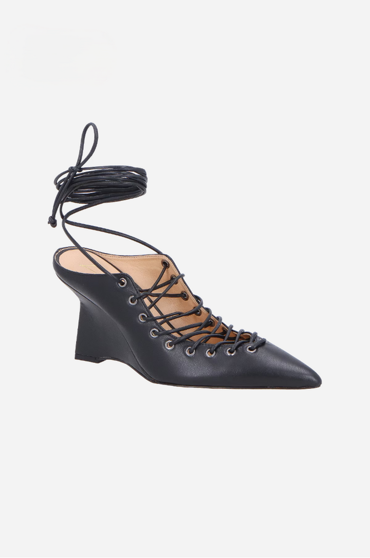 Scarpin Couro Tiras Trançadas