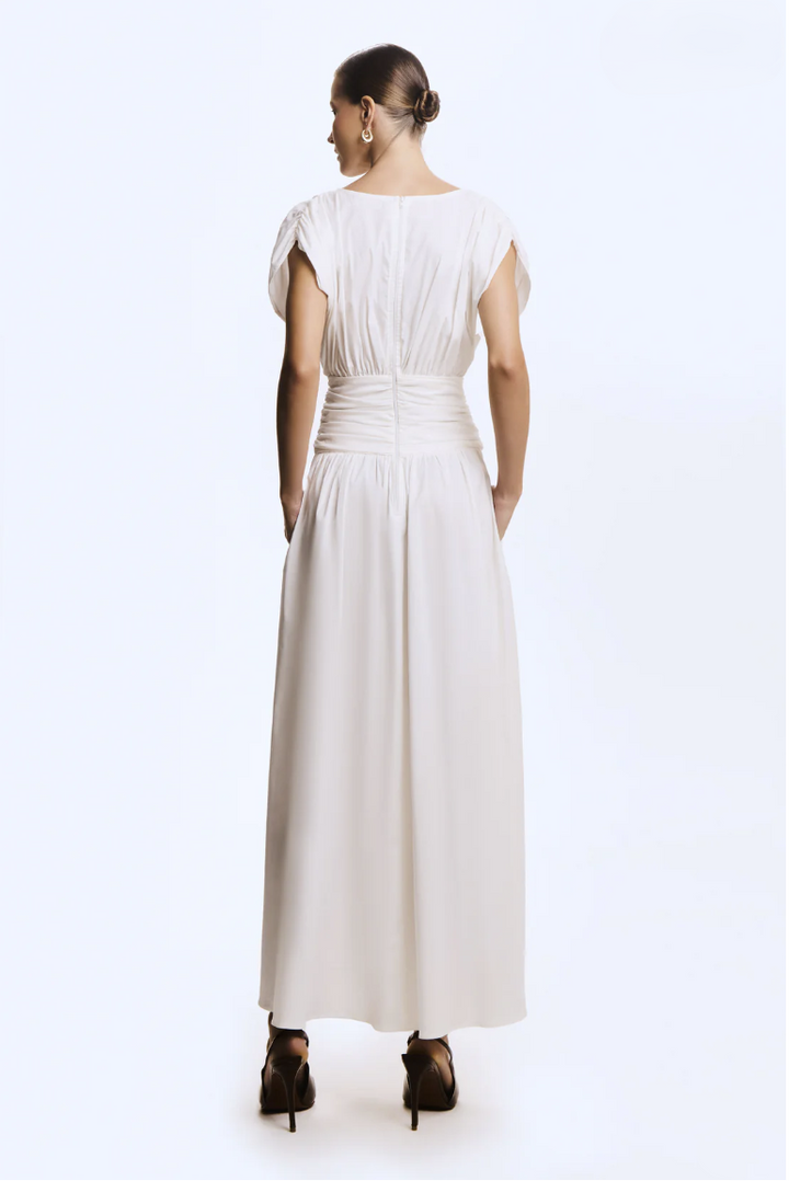 Vestido Midi Acinturado