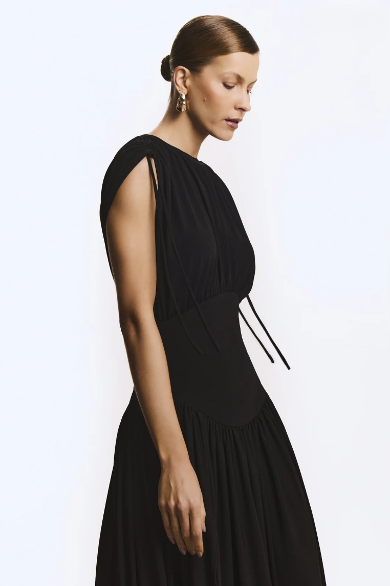 Vestido Longo Acinturado Amarração