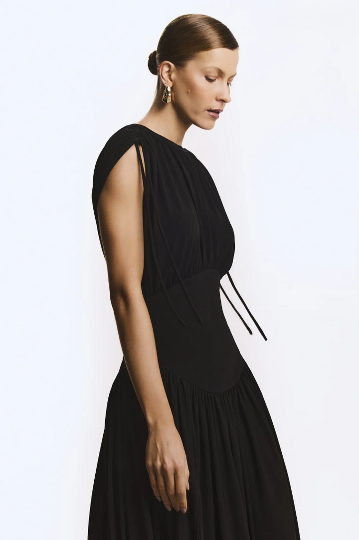 Vestido Longo Acinturado Amarração