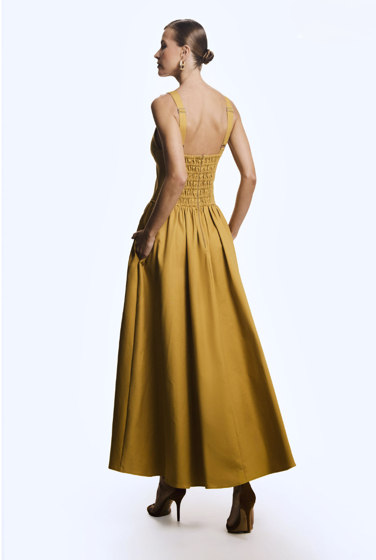 Vestido Midi Estruturado