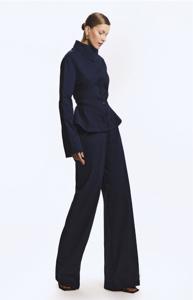 Casaco Curto Sobreposição Gola