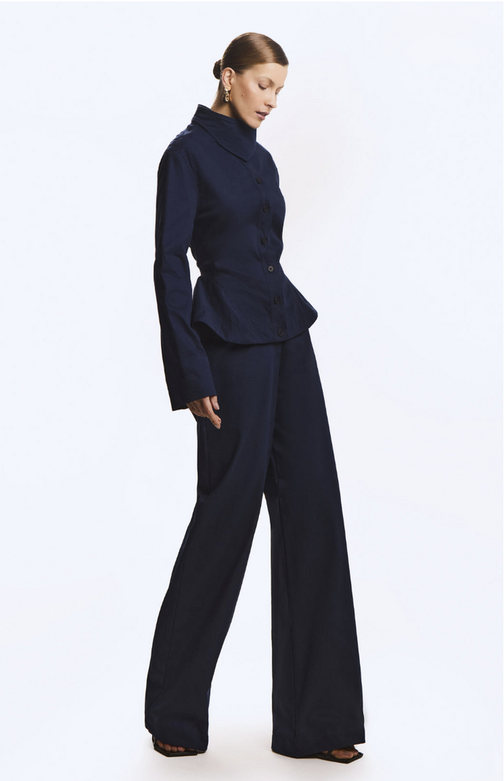 Casaco Curto Sobreposição Gola