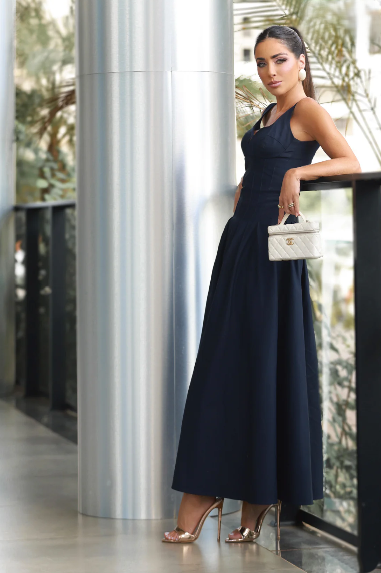 Vestido Midi Decote V
