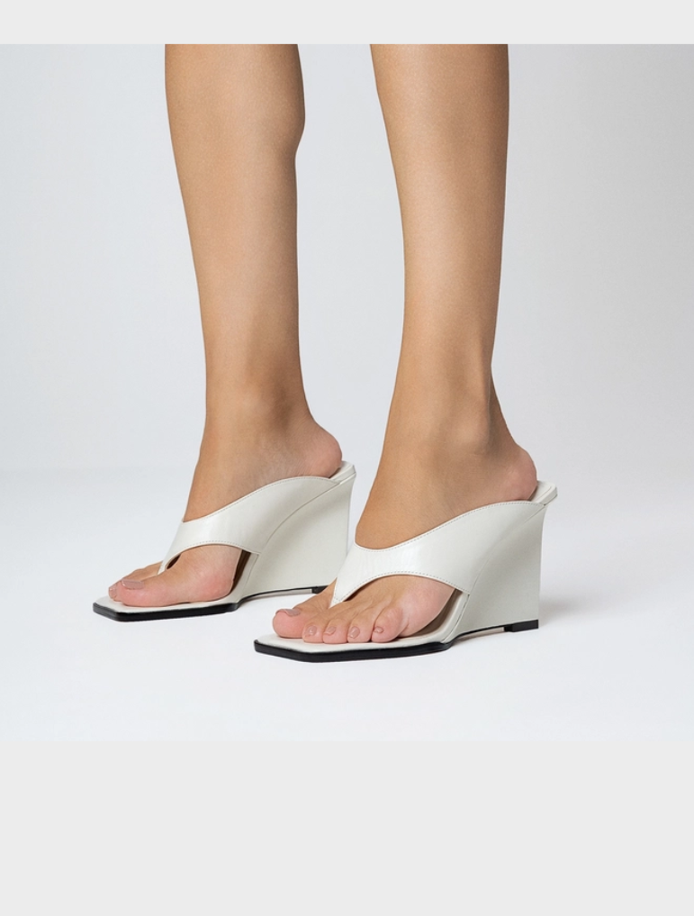 Open Mule Thong Anabela Couro
