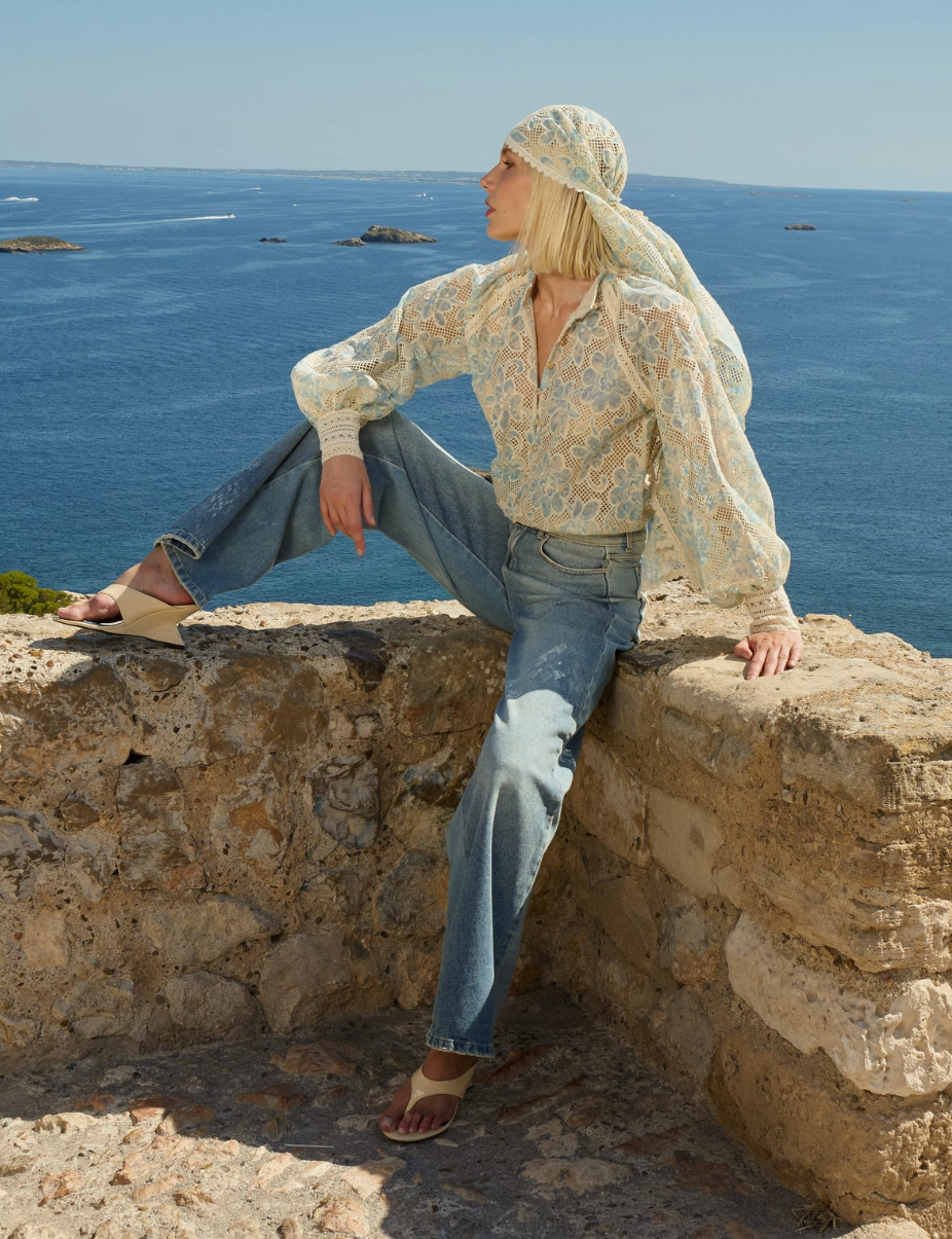 Amanda Blouse