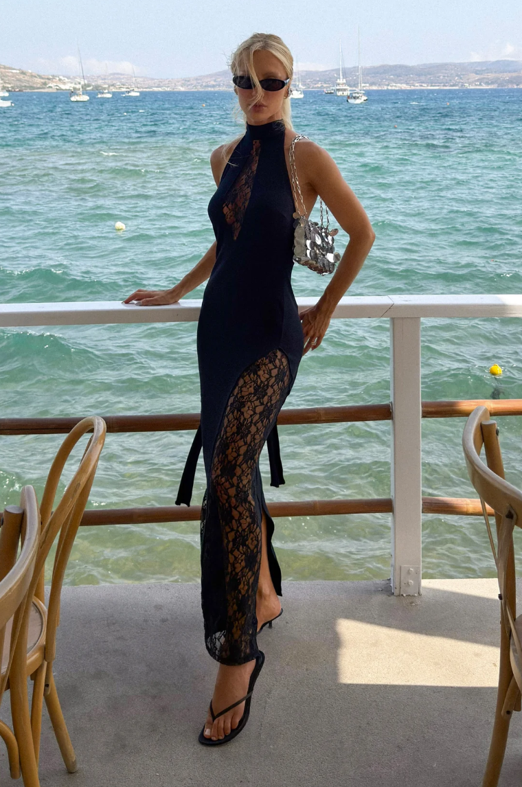 Vestido Midi Renda