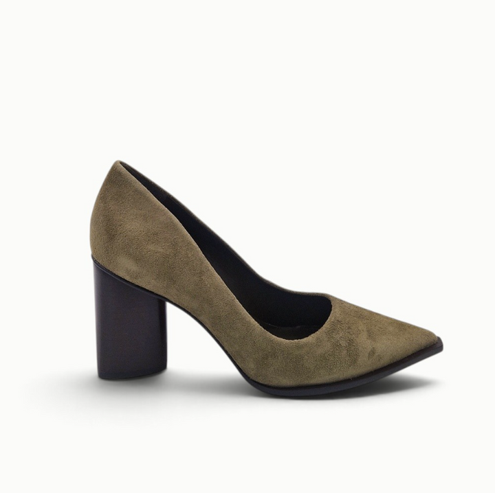 Scarpin Couro Suede Olga