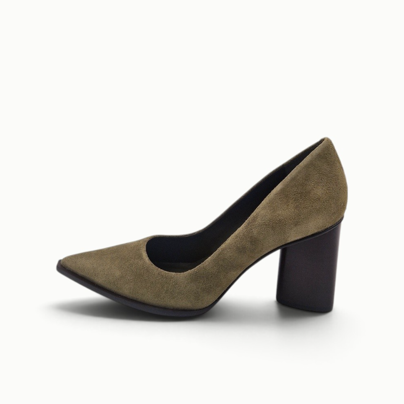 Scarpin Couro Suede Olga