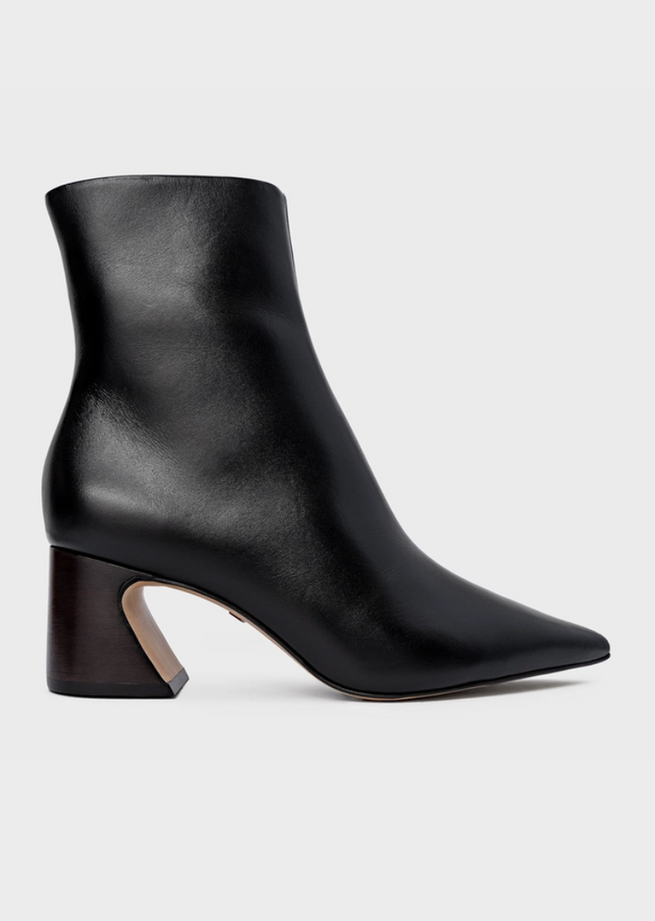 Classic Leather Boot