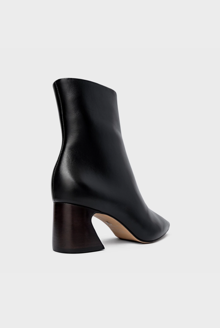 Classic Leather Boot