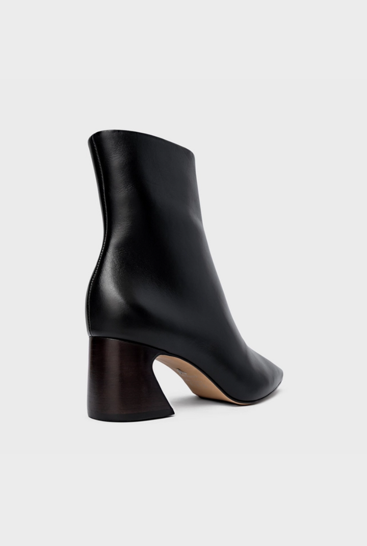 Classic Leather Boot